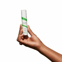 Dry Scalp Serum -VIRTUE Shop Resized Handshots 0000s 0000 Transparent 0012 Product Hand ShotsDry Scalp Serum