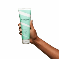 Scalp Exfoliating Shampoo -VIRTUE Shop Resized Handshots 0000s 0013 Transparent 0021 Product Hand ShotsScalp Exfoliating Shampoo